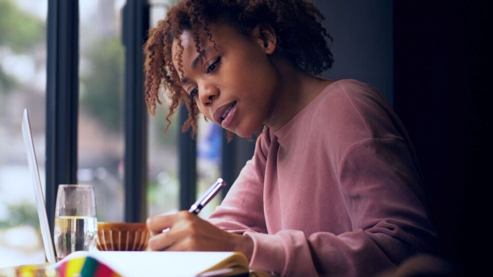 Top 10 Benefits of Taking GCSE Courses Online